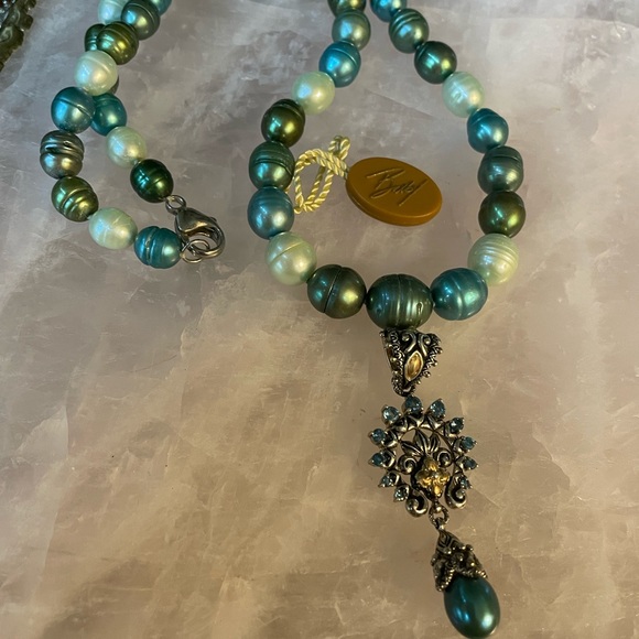 Aquamarine Necklace - Picture 12 of 13